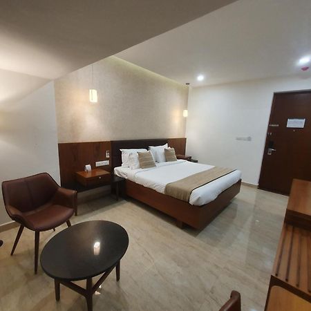 Hotel Aida Kottayam Luaran gambar