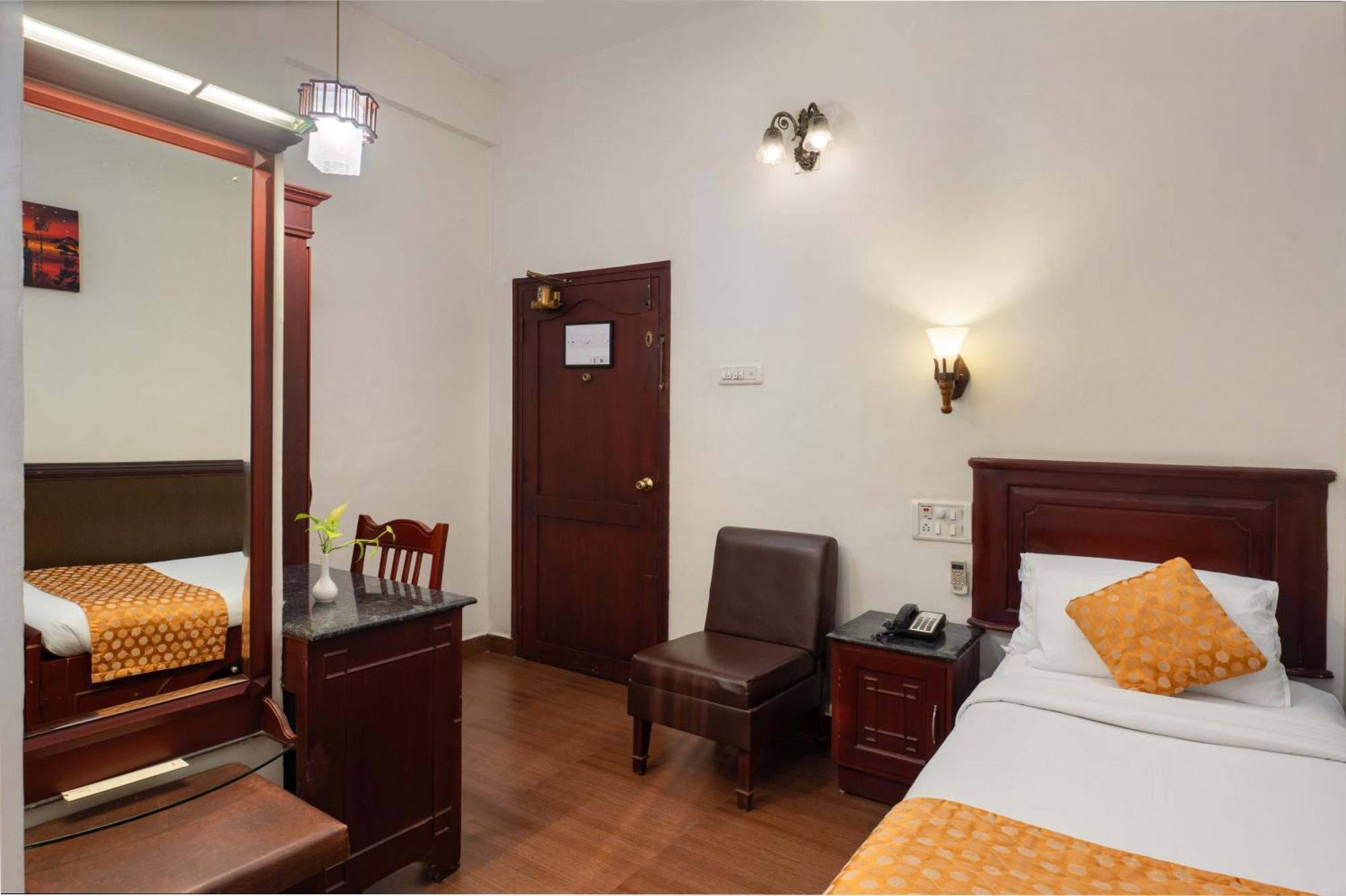 Hotel Aida Kottayam Luaran gambar