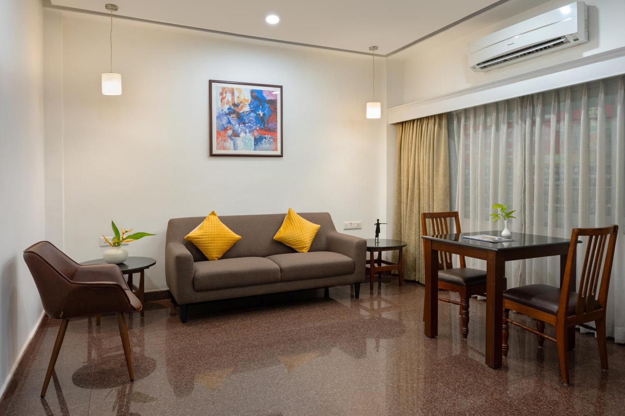 Hotel Aida Kottayam Luaran gambar
