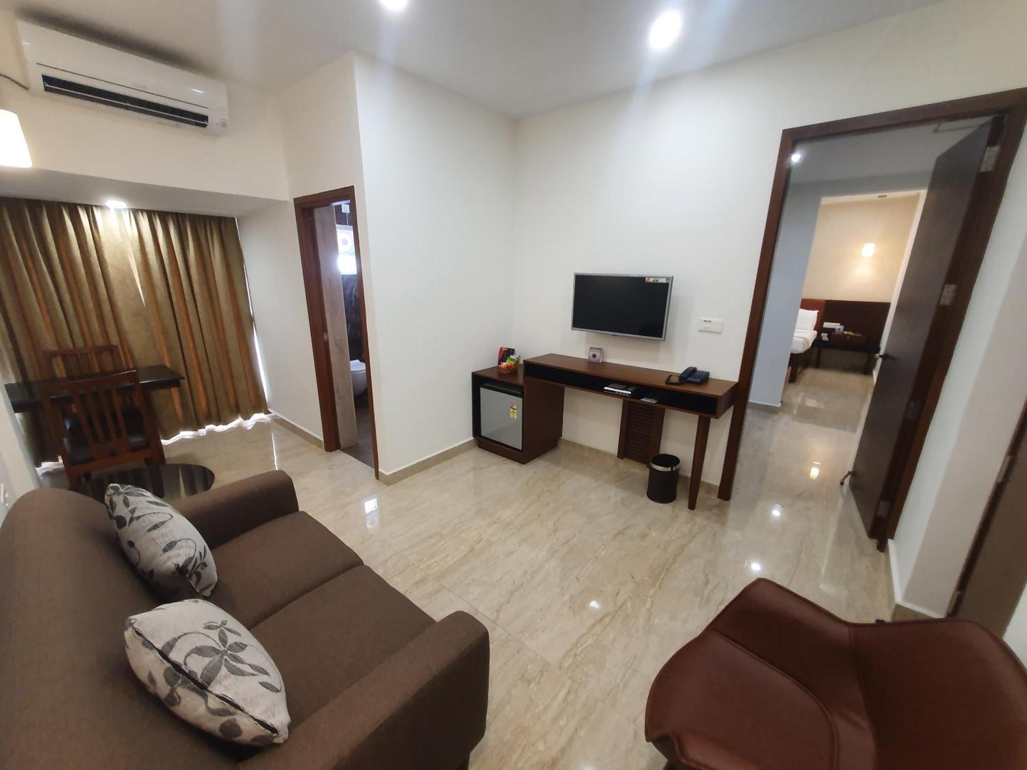 Hotel Aida Kottayam Luaran gambar