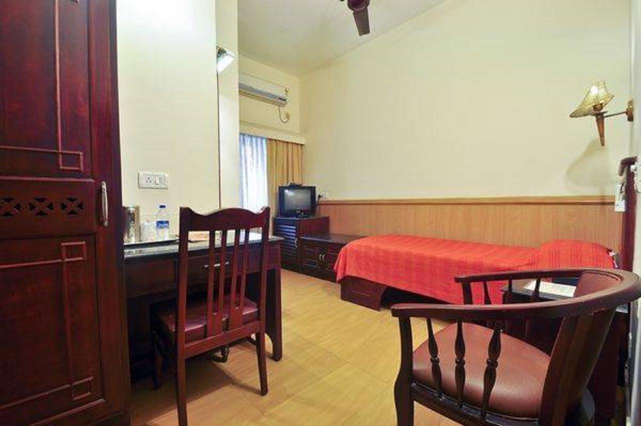 Hotel Aida Kottayam Luaran gambar