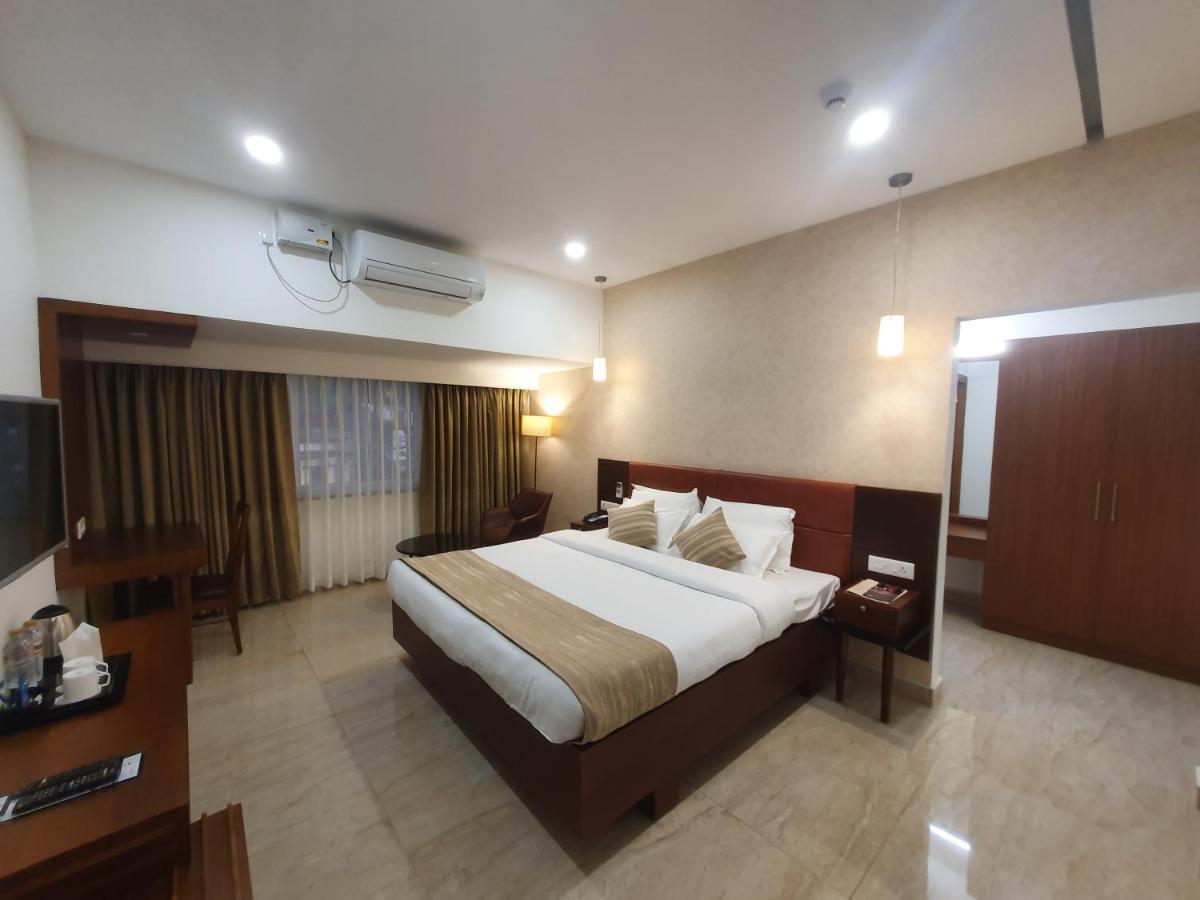 Hotel Aida Kottayam Luaran gambar